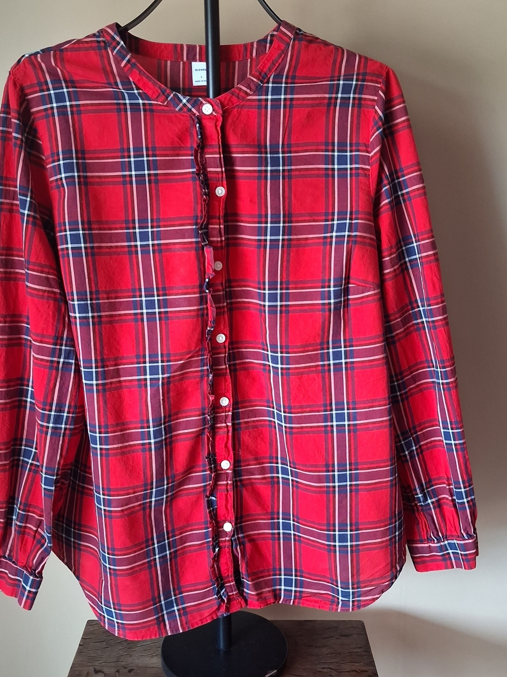 Old Navy  Women’s Red Blue White Plaid Ruffle Front Shirt; Size L